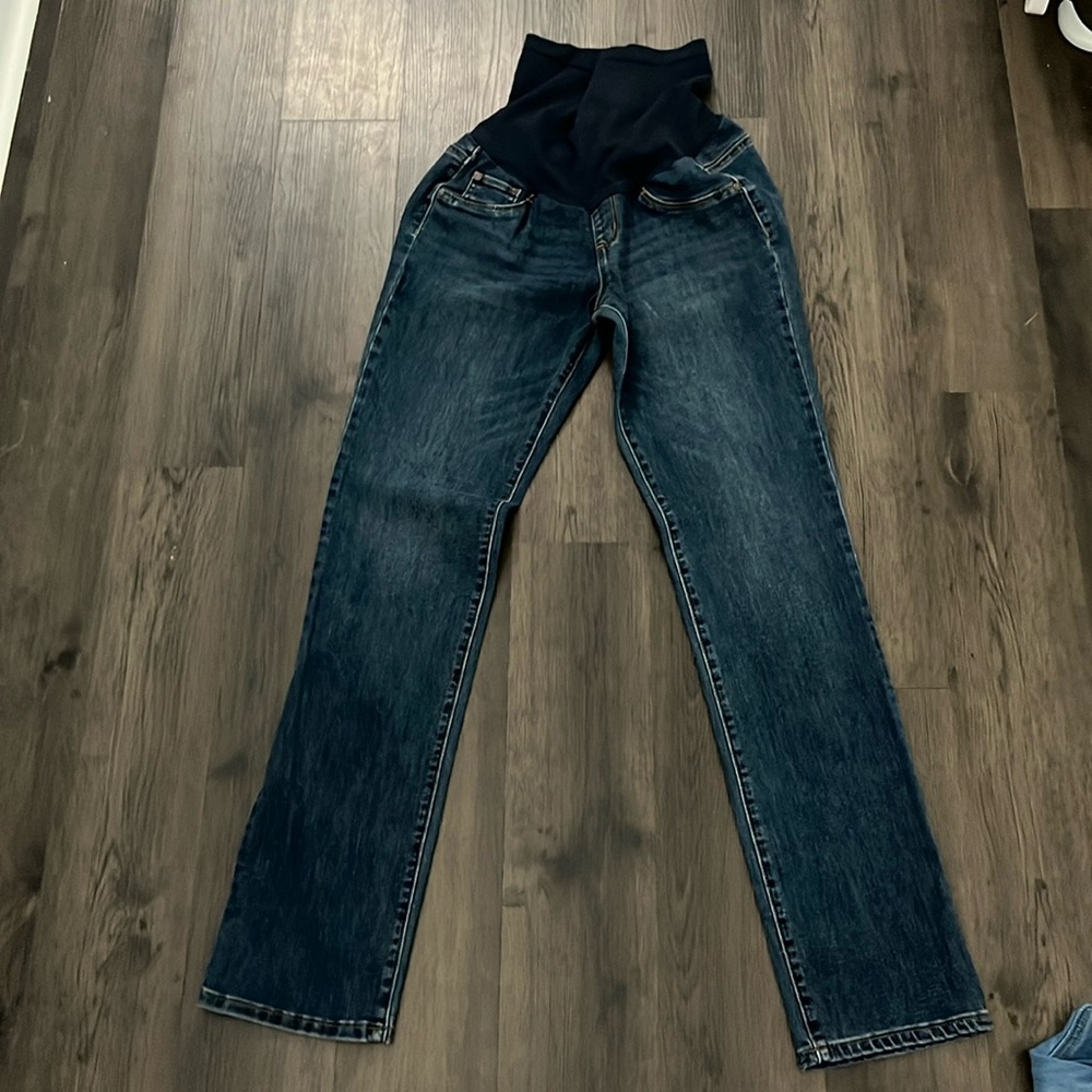 Woman maternity jeans straight leg